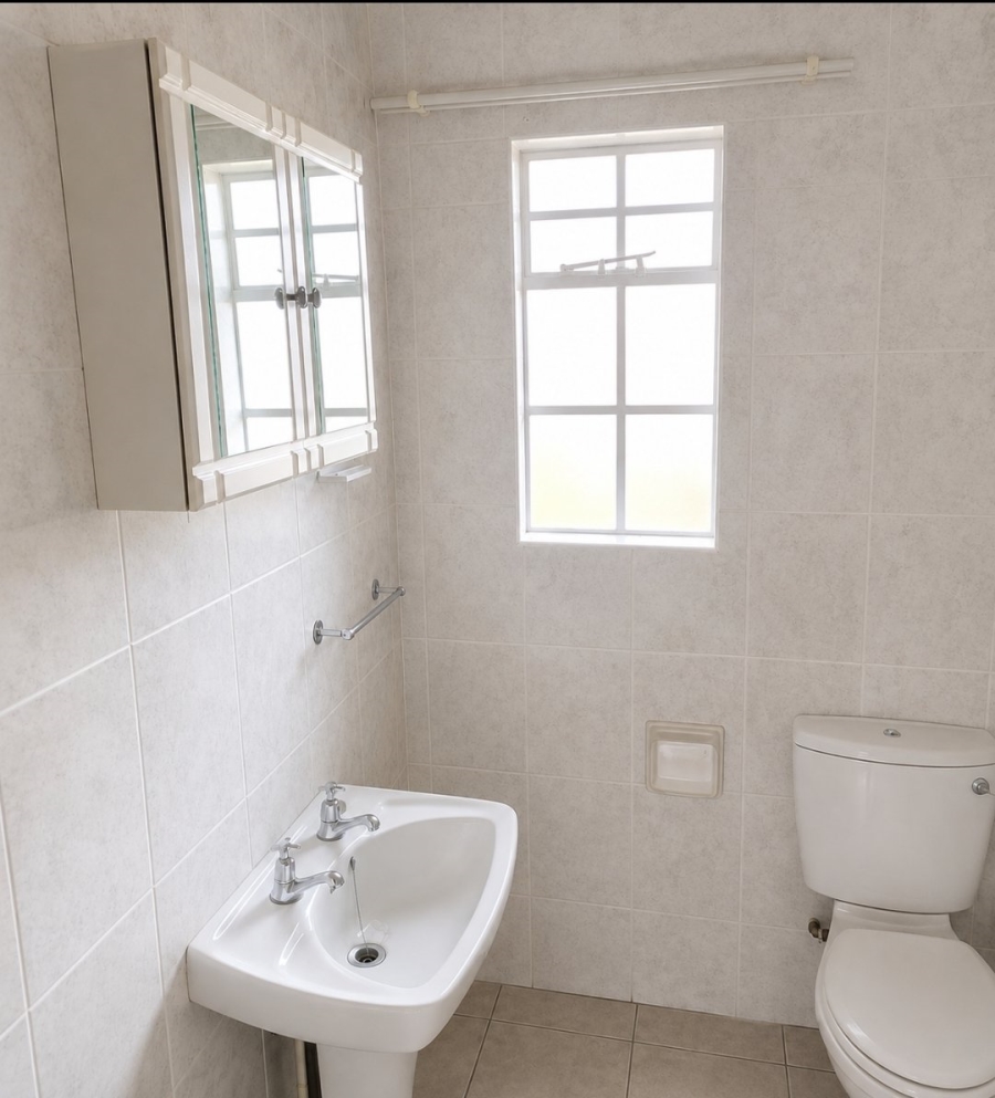 4 Bedroom Property for Sale in Flamwood North West